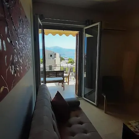 Tasias Apartment Lixouri
