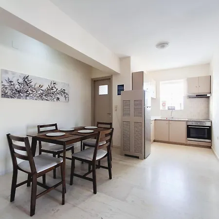 Tasias アパート *