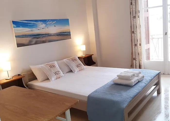 Tasias Apartman *