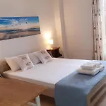 Tasias Apartament *